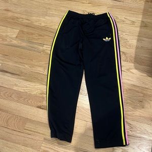 Adidas men’s track pants size M